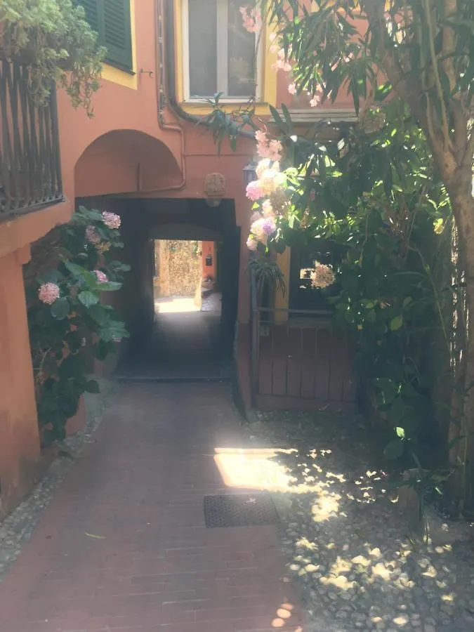 Appartamento Ortensia Montale  0*, Montale (Liguria)