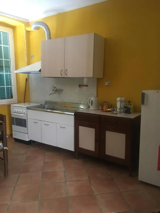 Appartamento Ortensia Montale  0*, Montale (Liguria) Italia
